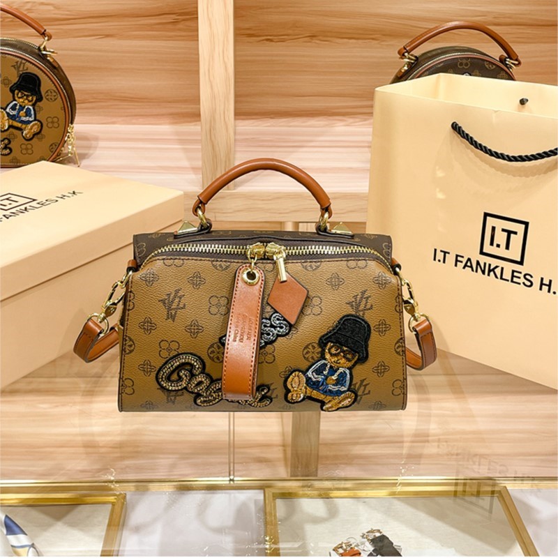 Interior Design Intern - Light luxury brand women's handbag 2025