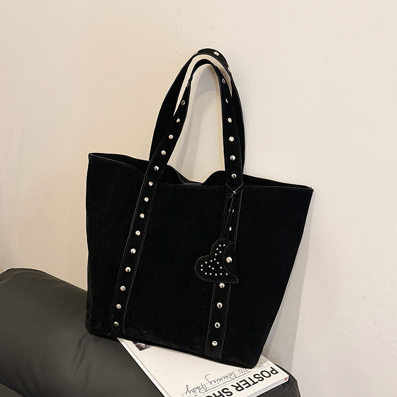Rivet Handheld Tote Bags for W - đánh giá và giá Interior Design Class